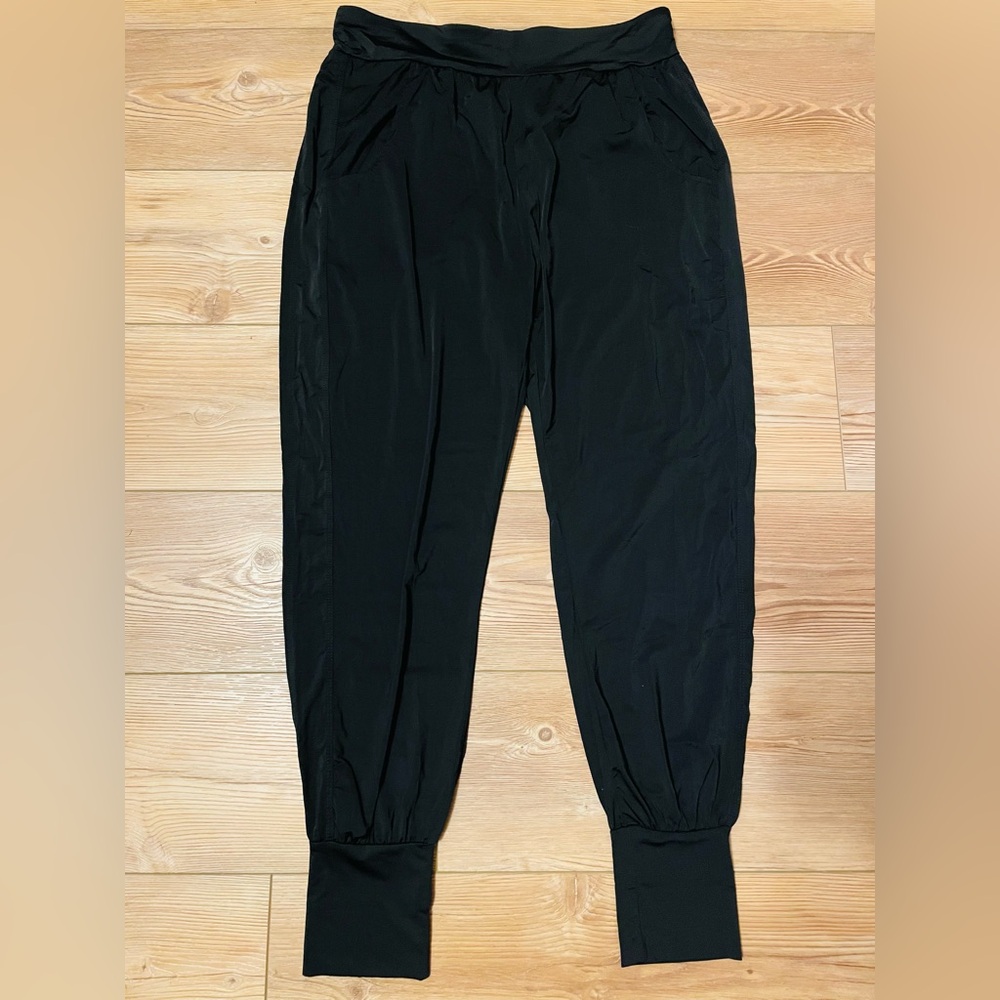 ZYIA Women’s In A Bottle Black Joggers